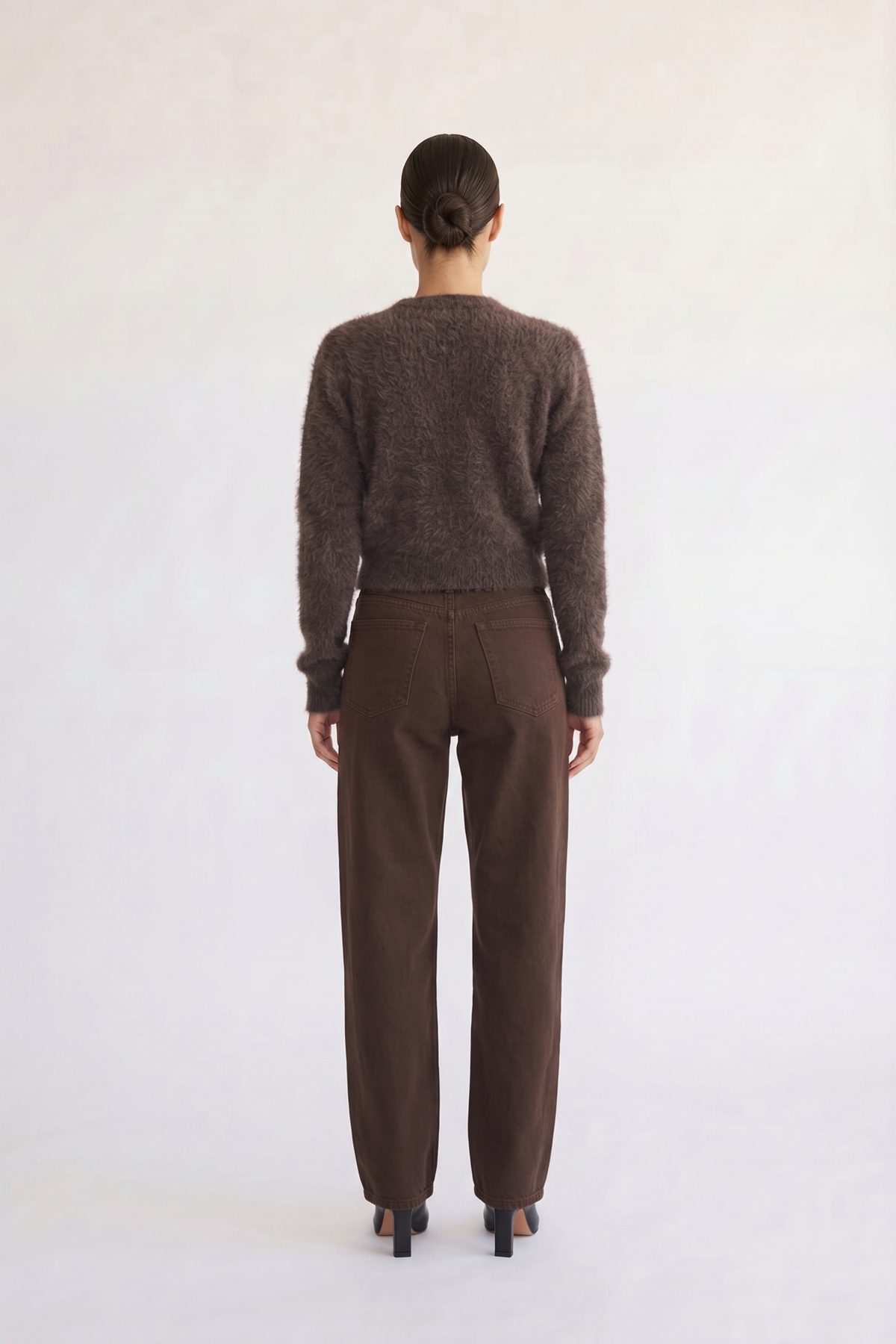 Noor brown fluffy cropped cardigan, button and knit detail