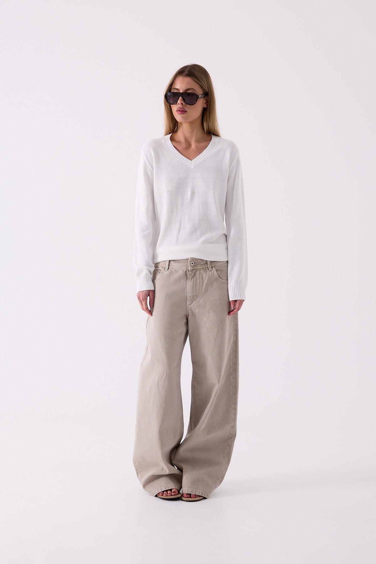 Elodie V-Neck Knit in White – front view