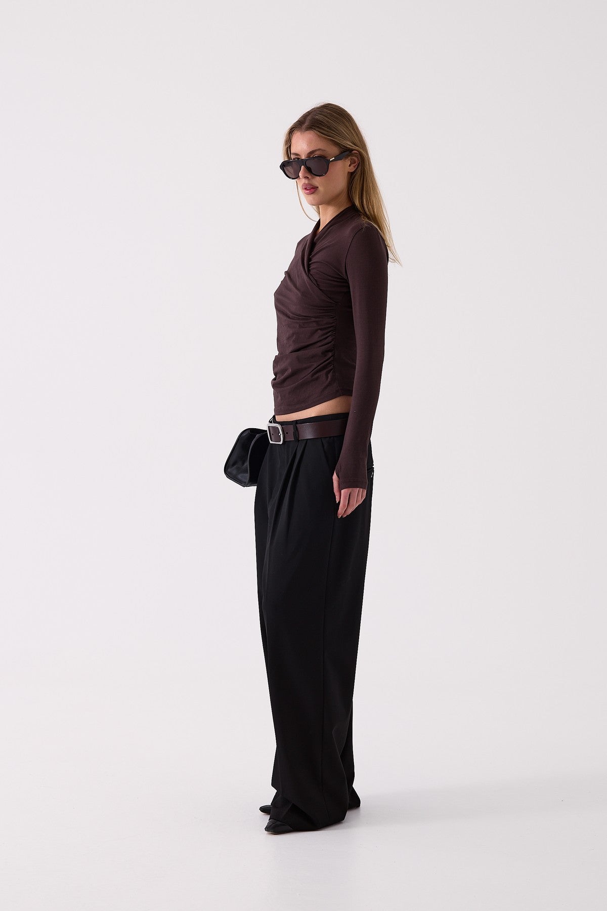Raya Wide Belt in Brown – back view
