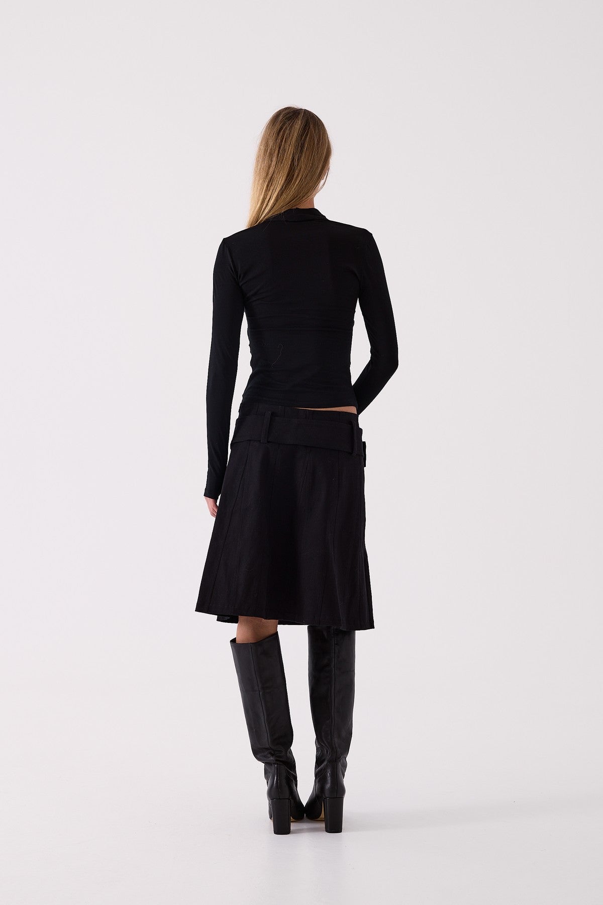 Ryan Skirt in Black – back view